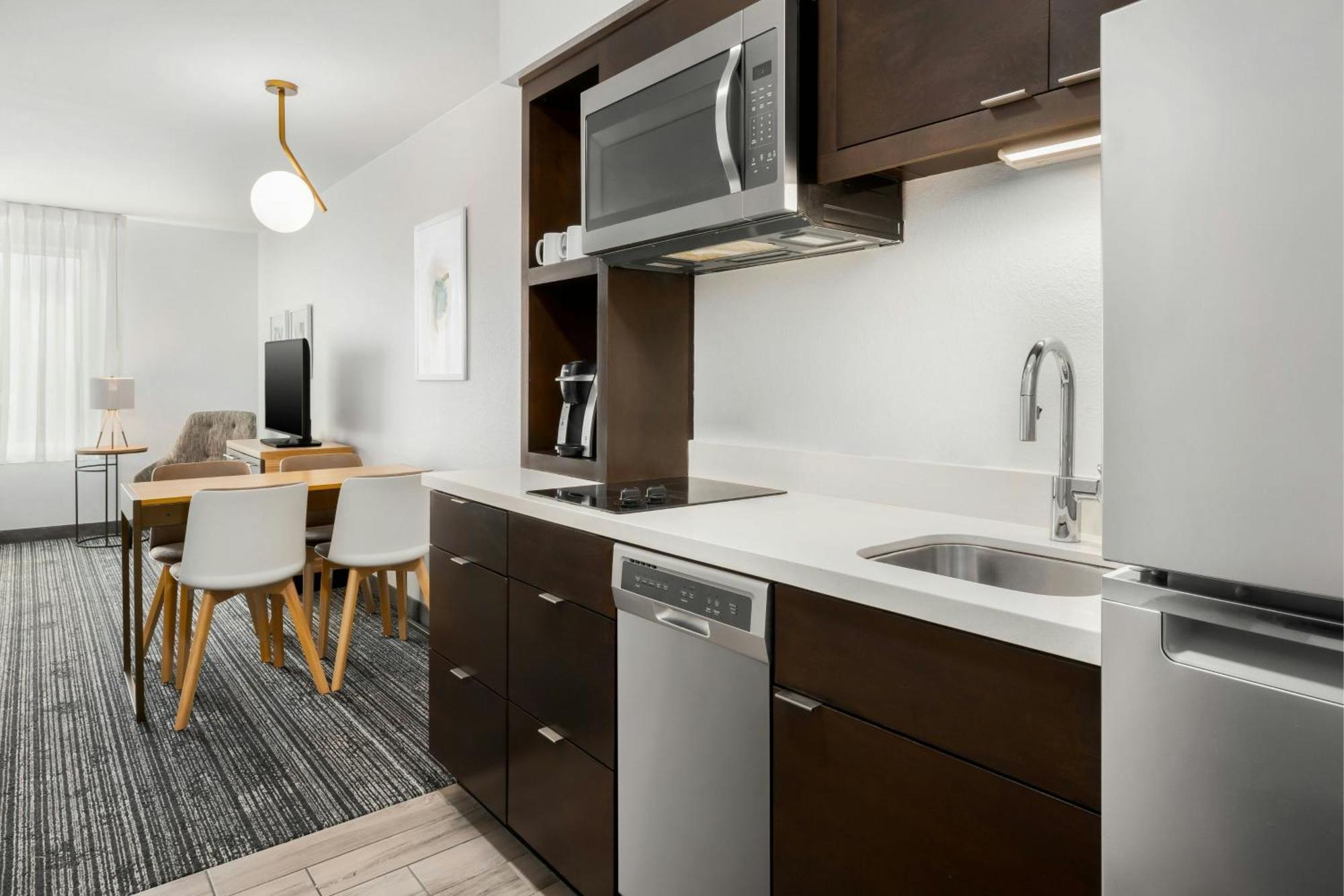 Towneplace Suites By Marriott Montgomery Eastchase Exteriör bild