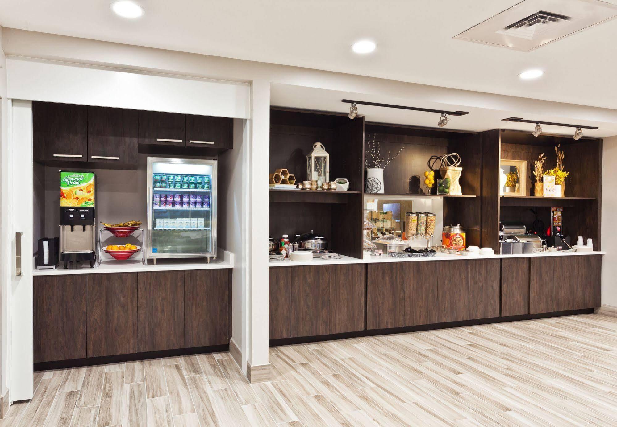 Towneplace Suites By Marriott Montgomery Eastchase Exteriör bild