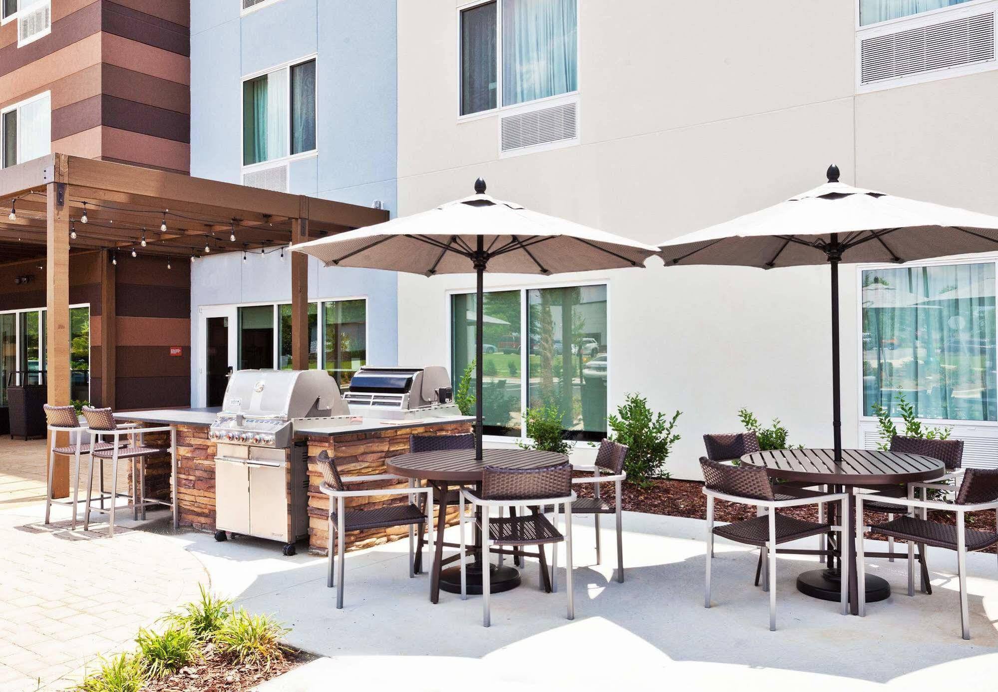 Towneplace Suites By Marriott Montgomery Eastchase Exteriör bild